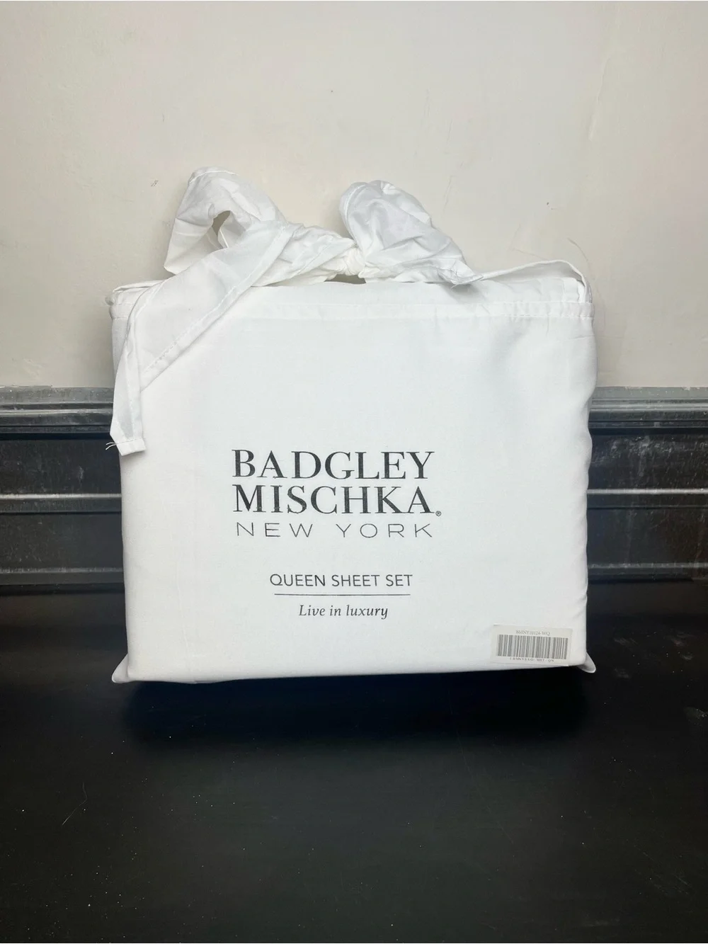 Badgley Mischka New York Queen Luxury White Sheet Set NEW BMNY10124-WQ NWT